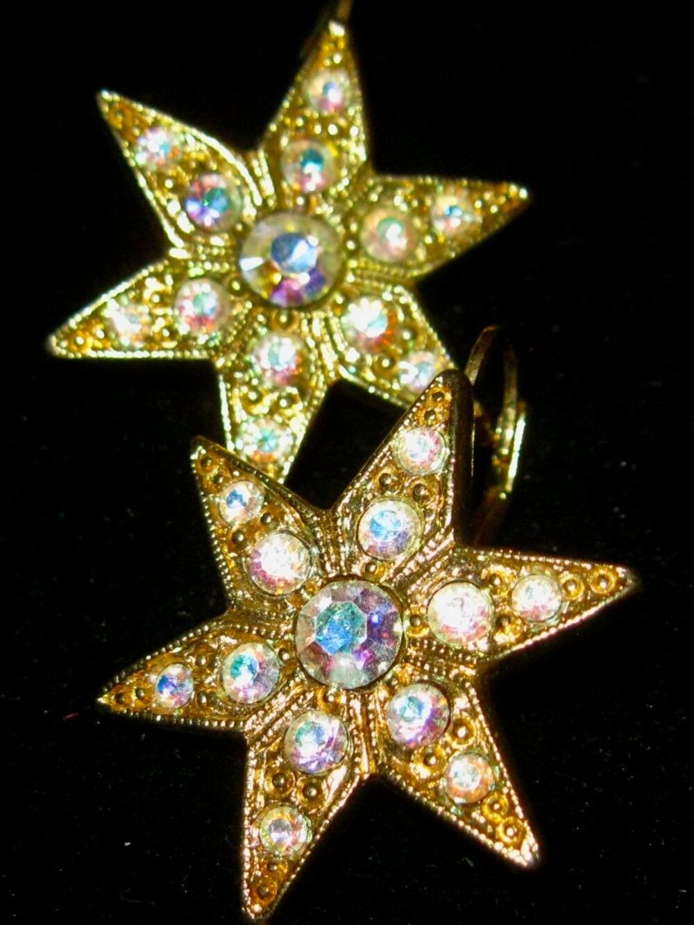 KIRKS FOLLY RARE/BEAUTIFUL 6 POINT STARS FILLED WITH AURORA BOREALIS STONES